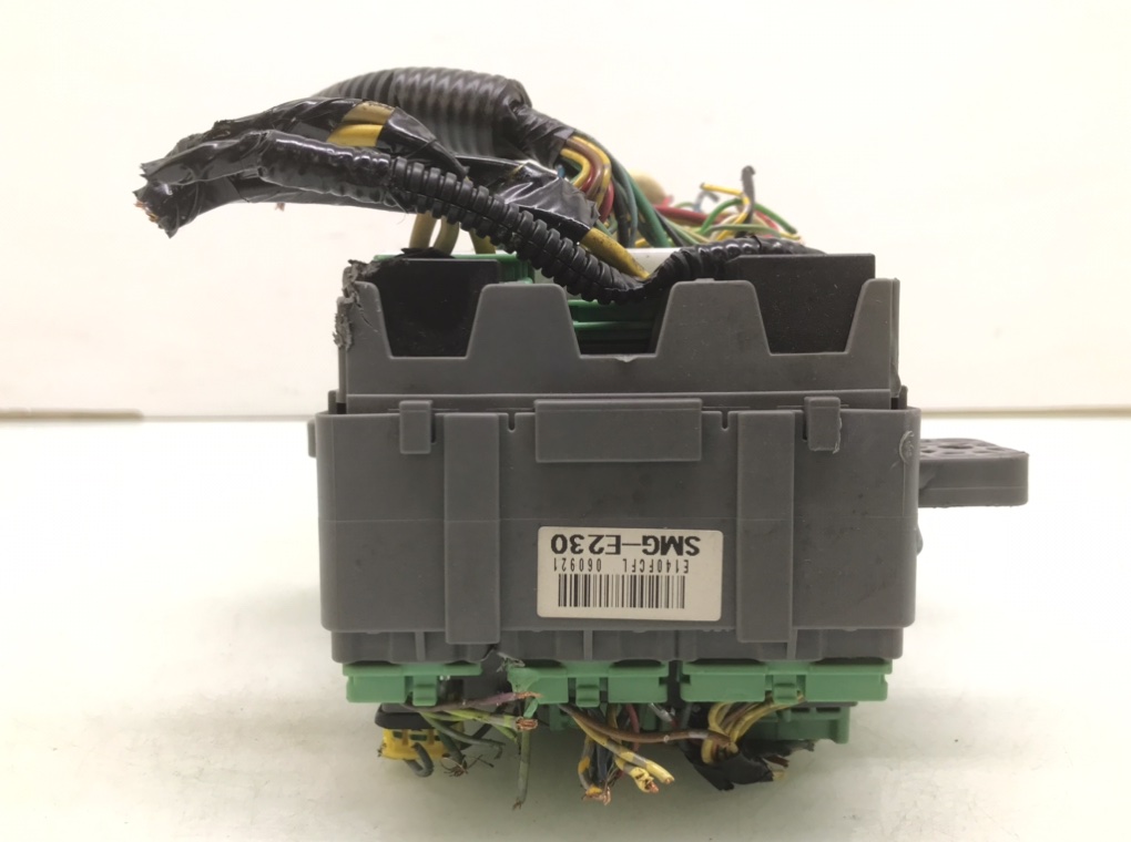 Блок предохранителей бу для Honda Civic 8 2.2 i-CTDi,  2006 г.