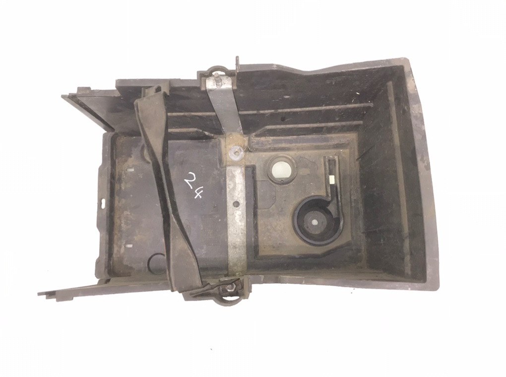 Полка аккумулятора бу для Ford Focus 2 1.8 TDCi, 2007 г.