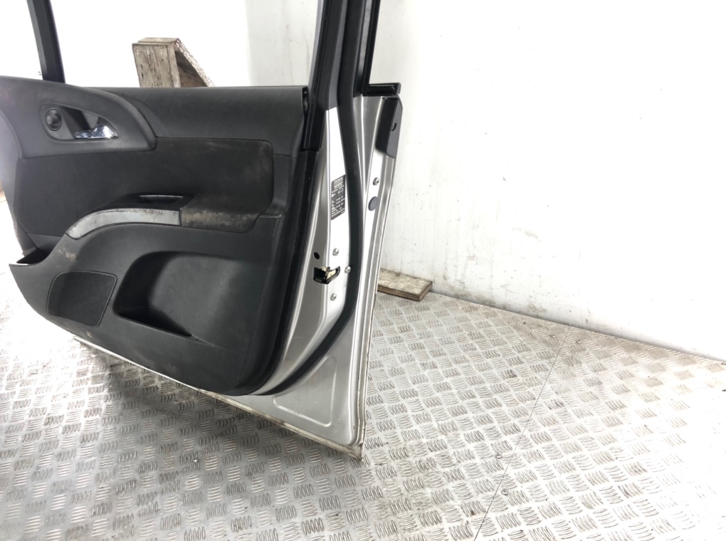 Дверь передняя правая бу для Opel Meriva B 1.3 CDTi,  2010 г.