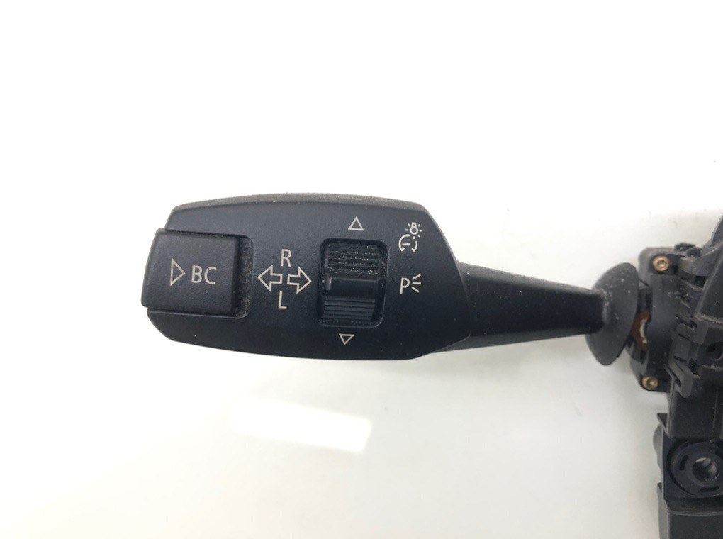 Переключатель подрулевой (стрекоза) бу для BMW 1 E87/E81/E82/E88 1.6 i,  2006 г.