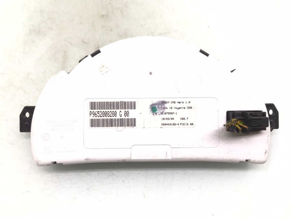 Щиток приборов (приборная панель) бу для Citroen C3  1.6 i,  2004 г.