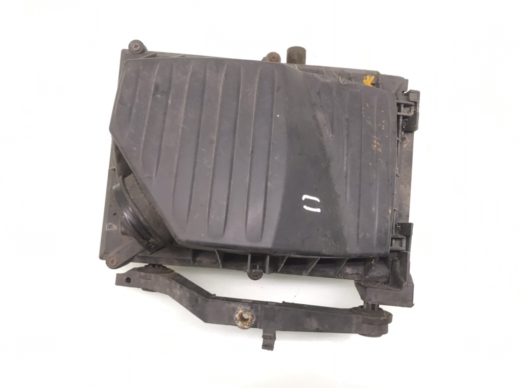 Корпус воздушного фильтра бу для Opel Corsa C 1.2 i,  2006 г.