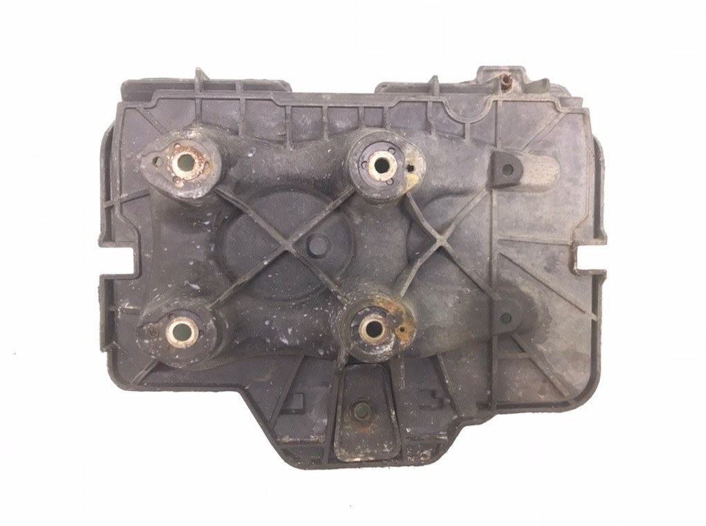 Полка аккумулятора бу для Volkswagen Golf 4 1.6 i,  2001 г.