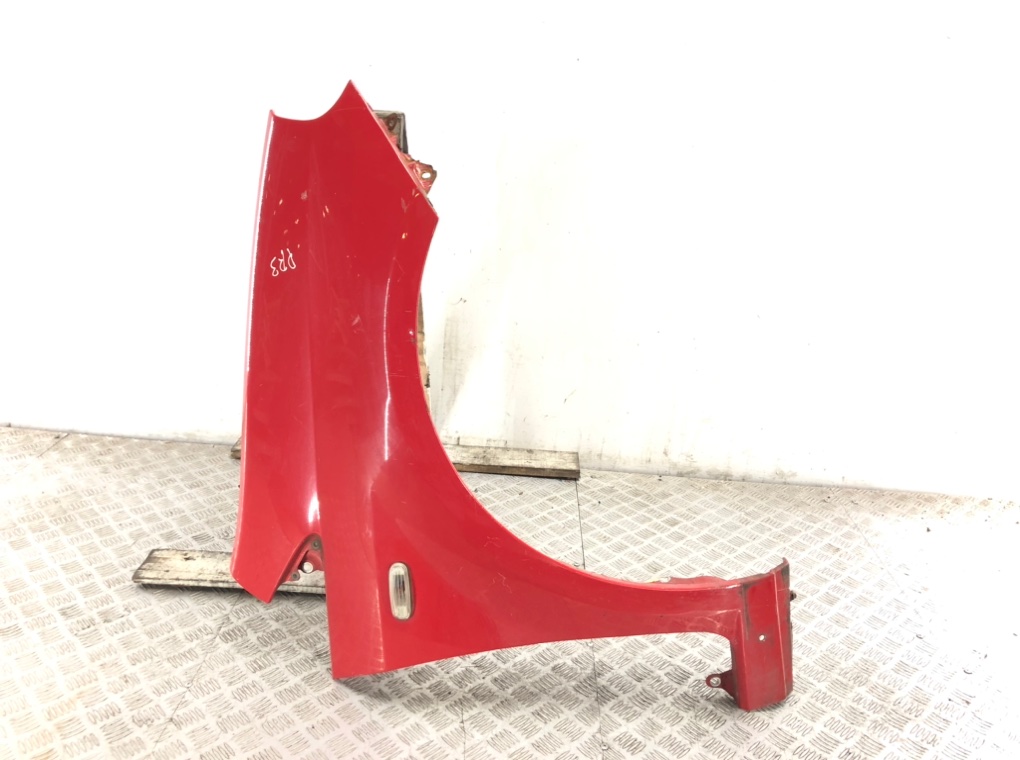 Крыло переднее правое бу для Fiat Punto 3 1.4 i, 2007 г.