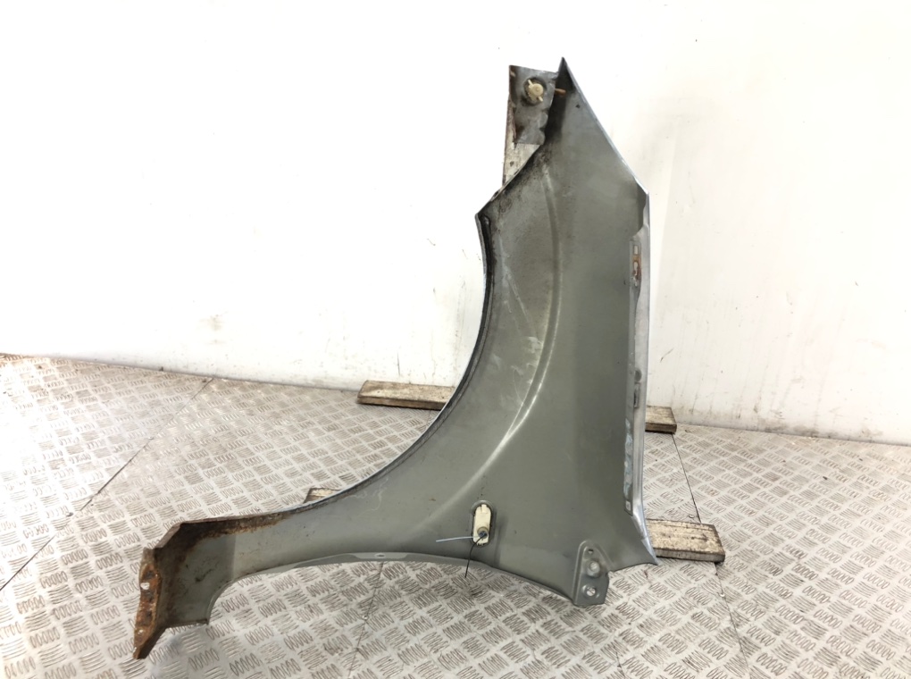Крыло переднее правое бу для Ford Fiesta  1.2 i,  2005 г.