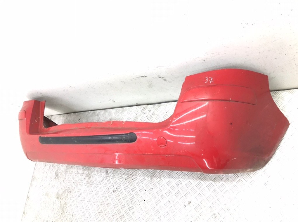 Бампер задний бу для Opel Zafira B 1.6 i,  2007 г.