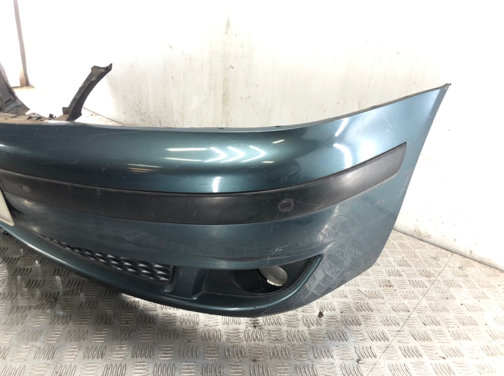 Бампер передний бу для Ford Galaxy  1.9 TDi,  2002 г.