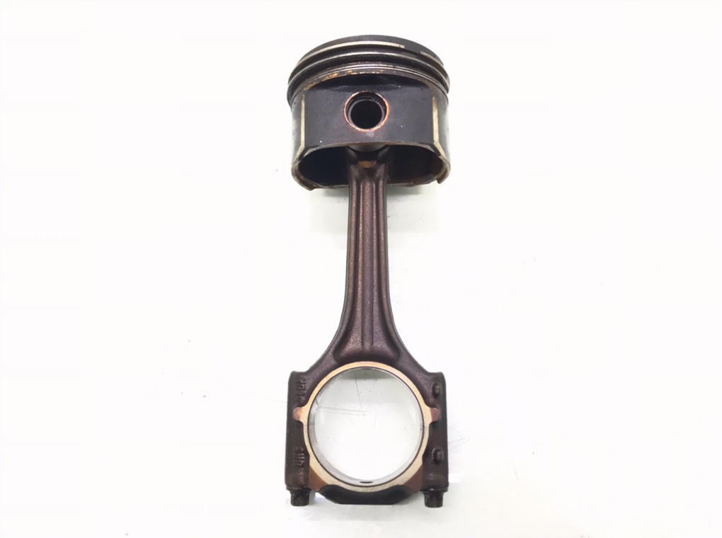 Поршень бу для Audi TT 8N 1.8 Ti,  2004 г.