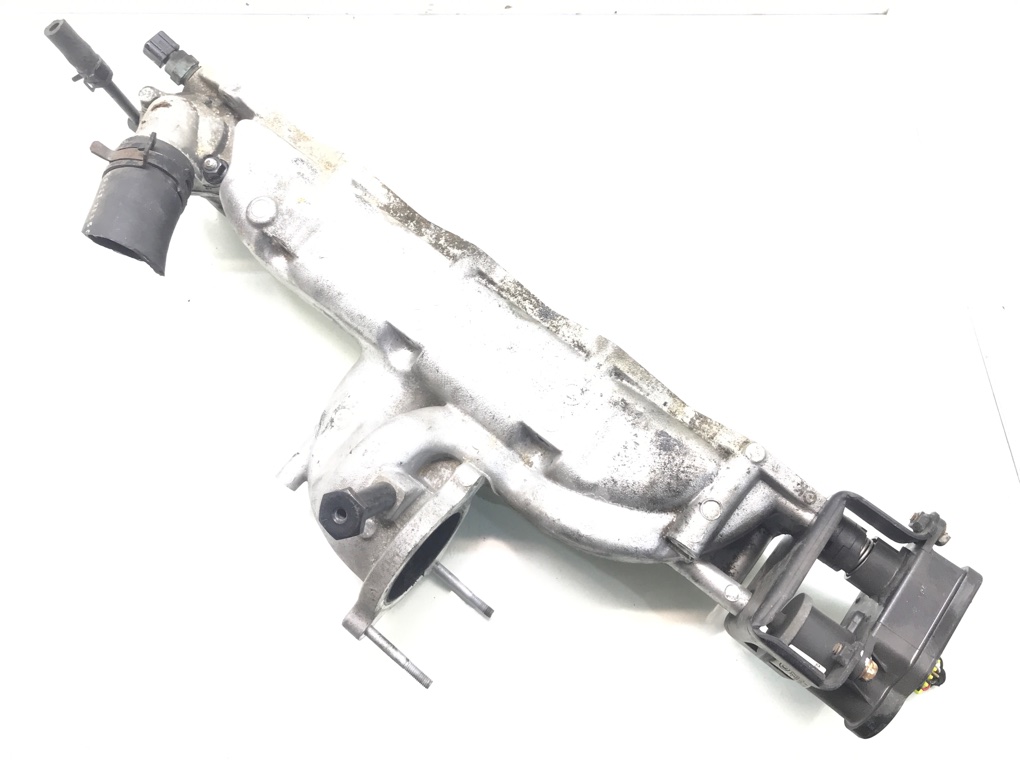 Коллектор впускной бу для Hyundai Tucson  2.0 CRDi,  2009 г.