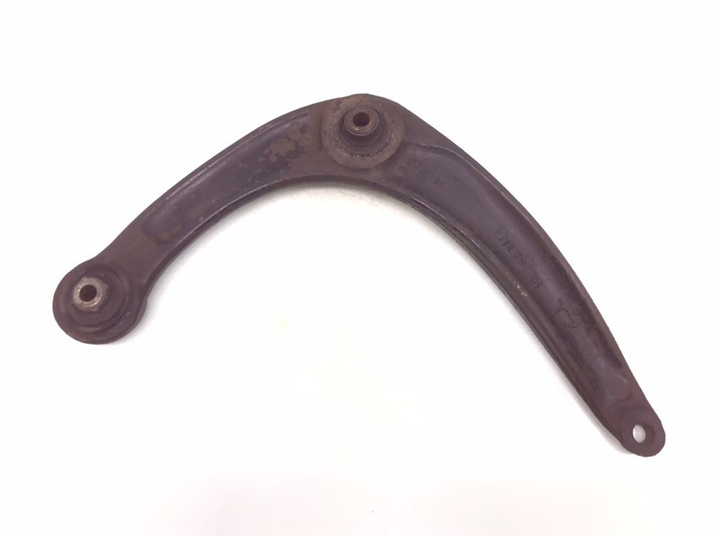Рычаг передний правый бу для Peugeot 3008 1.6 HDi, 2009 г.
