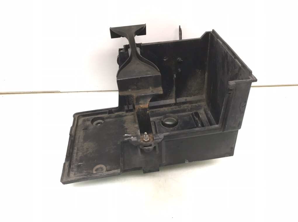 Полка аккумулятора бу для Volvo V50 2.0 TD, 2007 г.