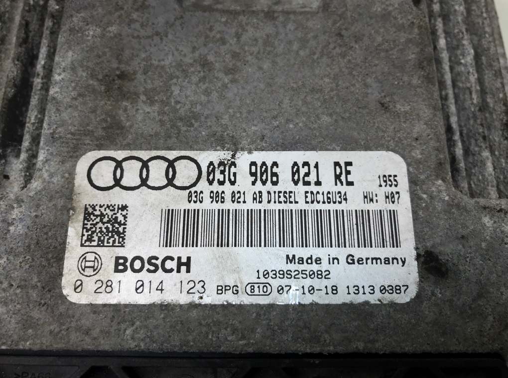 Блок управления двигателем бу для Volkswagen Golf 5 1.9 TDi,  2008 г.