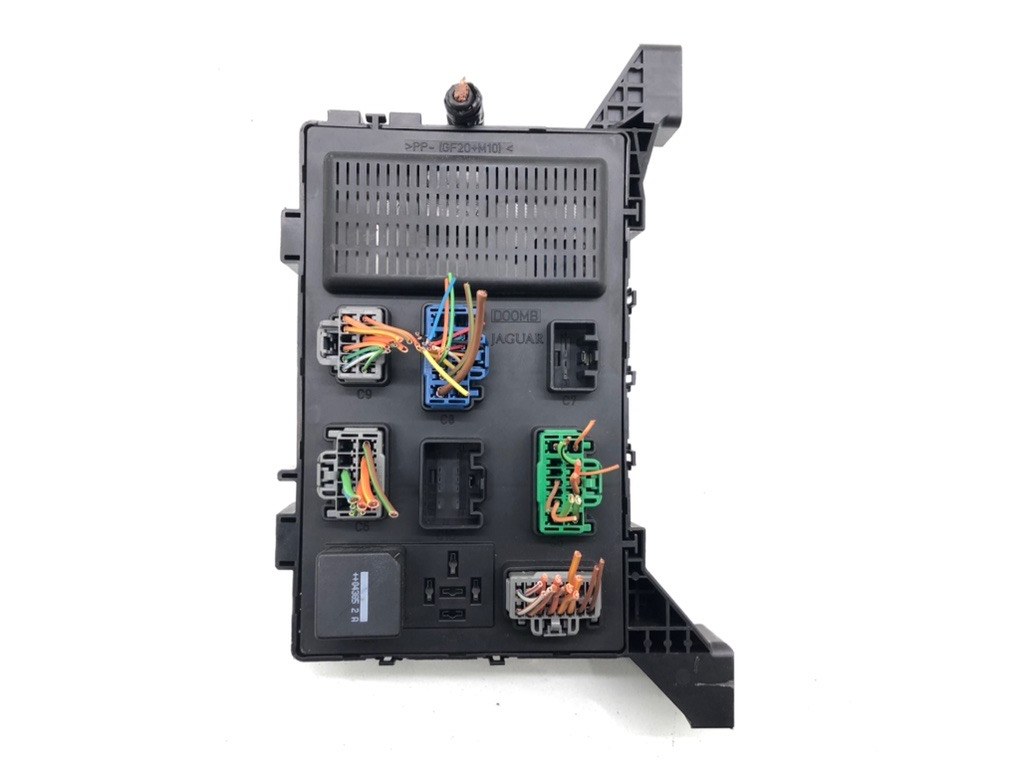 Блок предохранителей бу для Jaguar X-Type 2.0 TD, 2004 г. Блок предохранителей бу для Jaguar X-Type 2.0 TD, 2004 г.