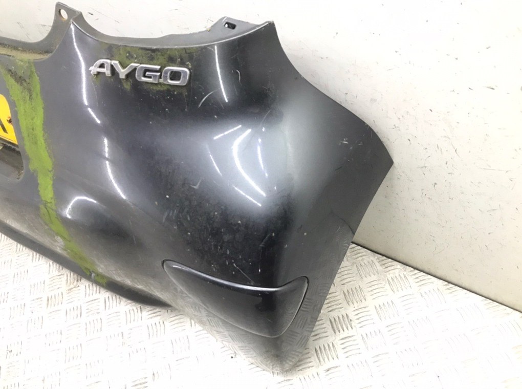 Бампер задний бу для Toyota Aygo  1.0 i,  2007 г.