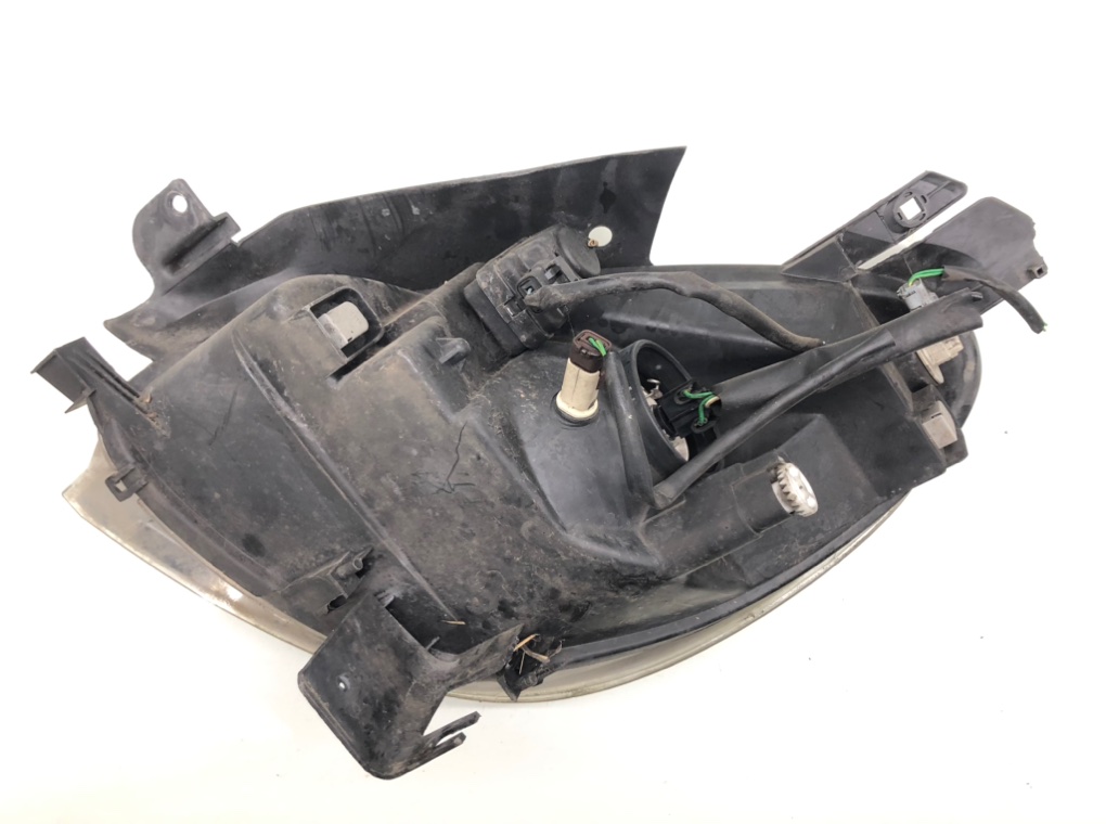 Фара правая бу для Citroen Xsara Picasso  1.6 HDi,  2005 г.