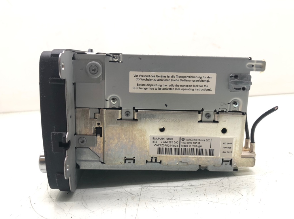 Магнитола бу для Volkswagen Touran  2.0 TDi,  2006 г.