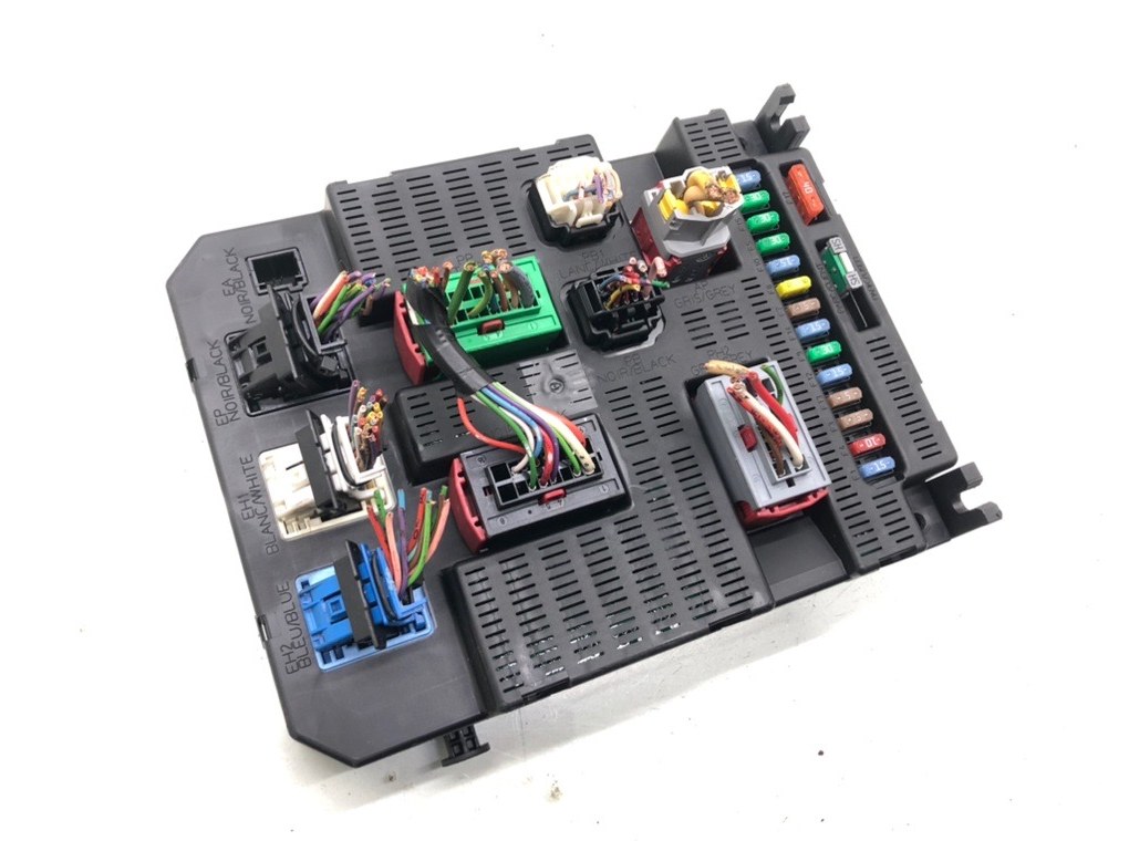 Блок комфорта бу для Peugeot 207 1.4 i, 2007 г.