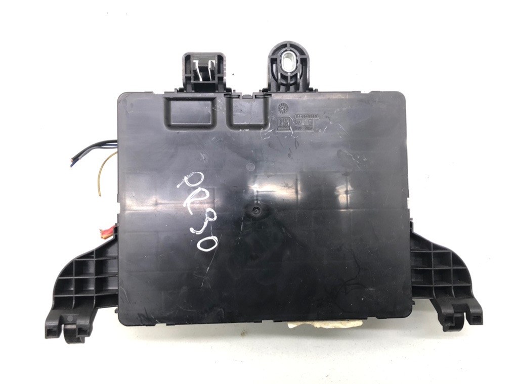 Блок предохранителей бу для Opel Insignia  2.0 CDTi,  2009 г.