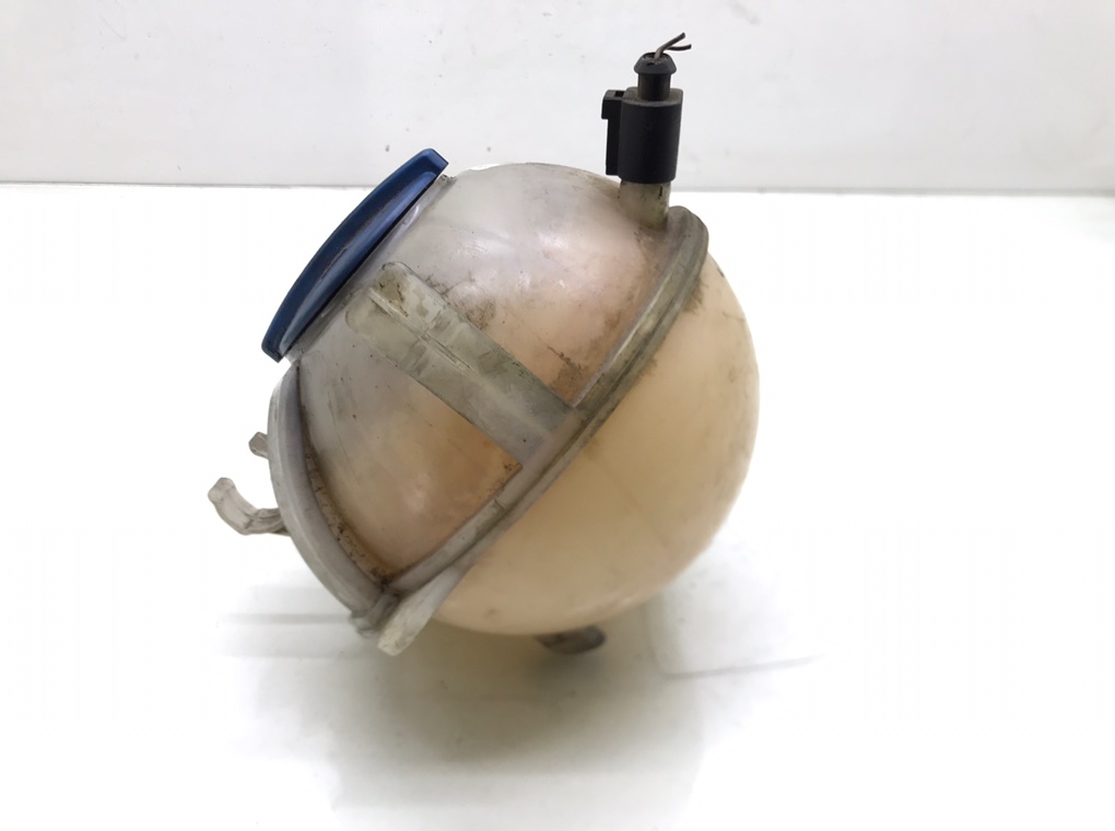 Бачок расширительный бу для Volkswagen Touran  1.9 TDi,  2005 г.