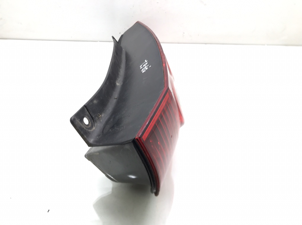 Фонарь задний правый бу для Ford Fiesta  1.2 i,  2005 г.