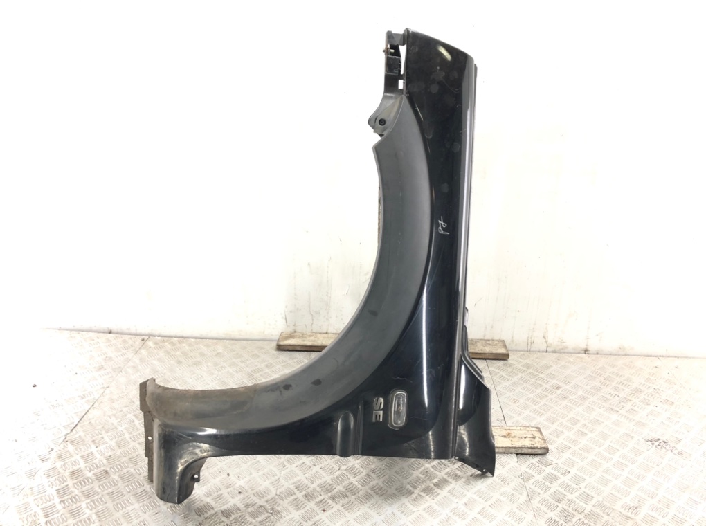 Крыло переднее левое бу для Land Rover Freelander 1 2.0 TD, 2003 г.