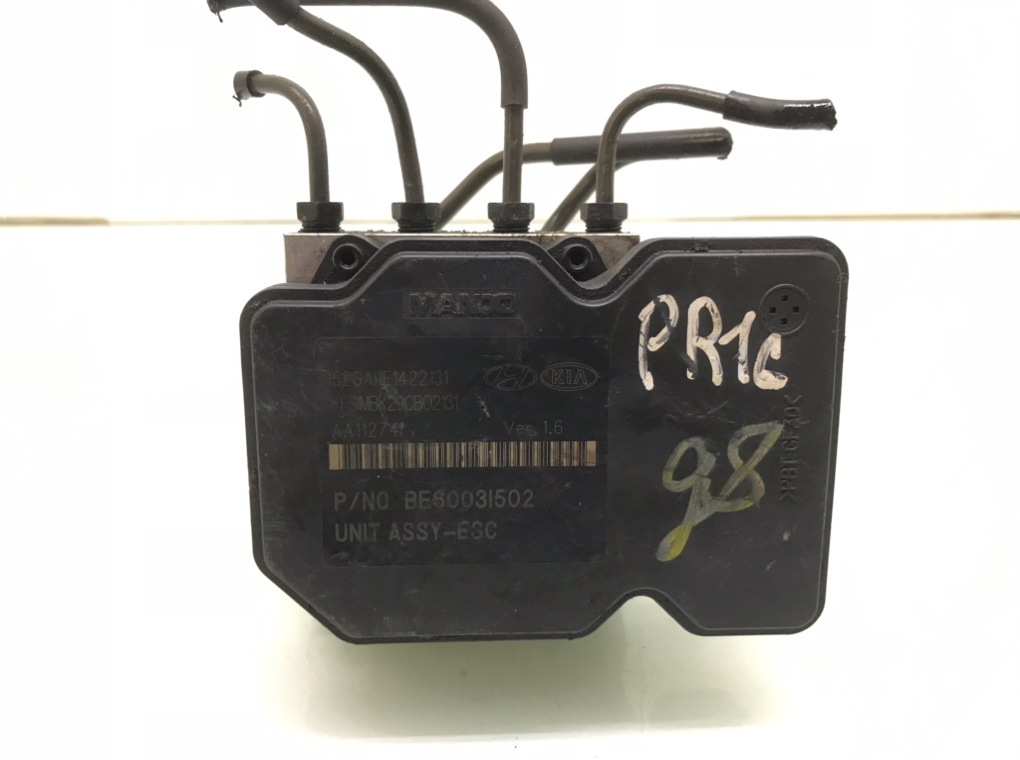 Блок ABS бу для Hyundai i40  1.7 CRDi,  2013 г.