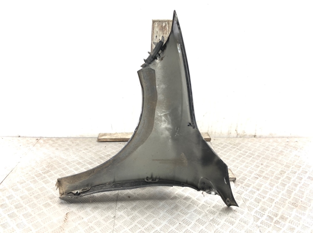 Крыло переднее правое бу для Renault Megane 3 1.4 Ti,  2009 г.