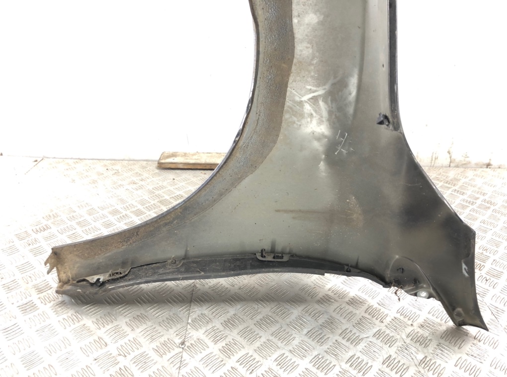 Крыло переднее правое бу для Renault Megane 3 1.4 Ti,  2009 г.