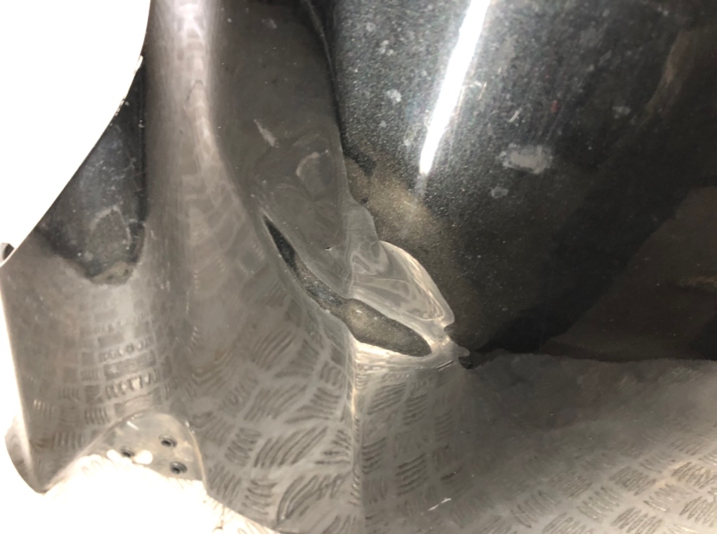 Крыло переднее правое бу для Renault Megane 3 1.4 Ti,  2009 г.