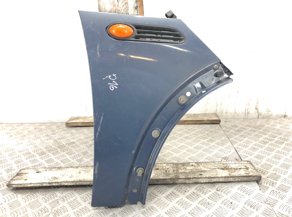 Крыло переднее правое бу для Mini Cooper R50 1.6 i, 2004 г.