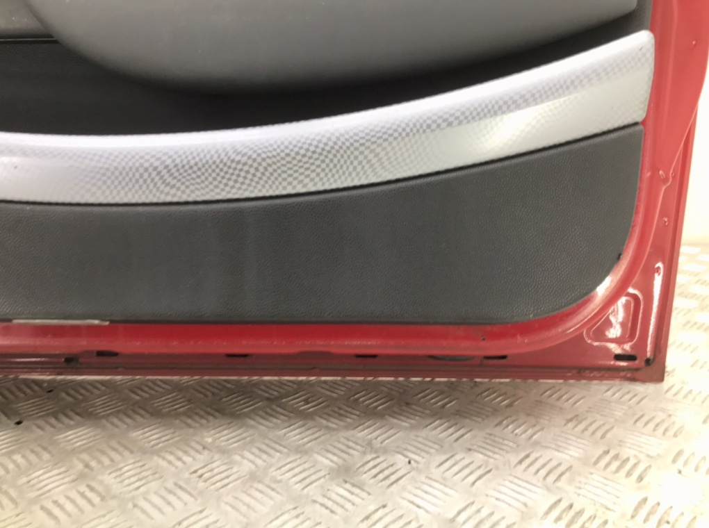 Дверь передняя правая бу для Mini Cooper R56 1.6 i,  2009 г.