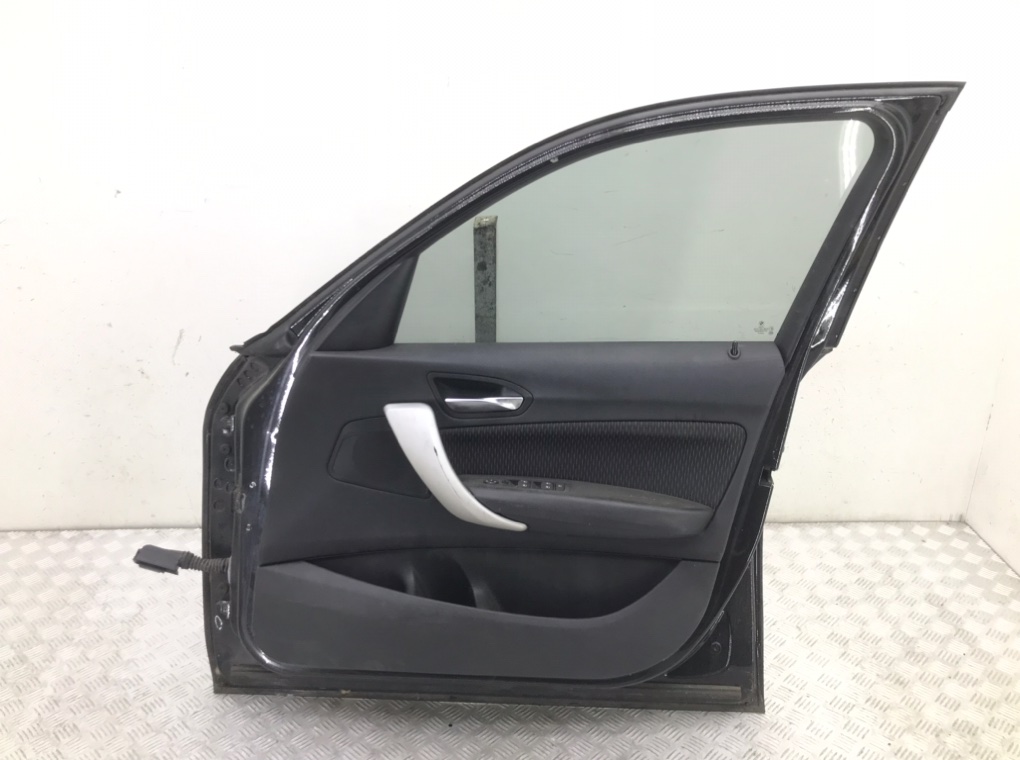Дверь передняя правая бу для BMW 1 F20/F21 2.0 TD,  2012 г.