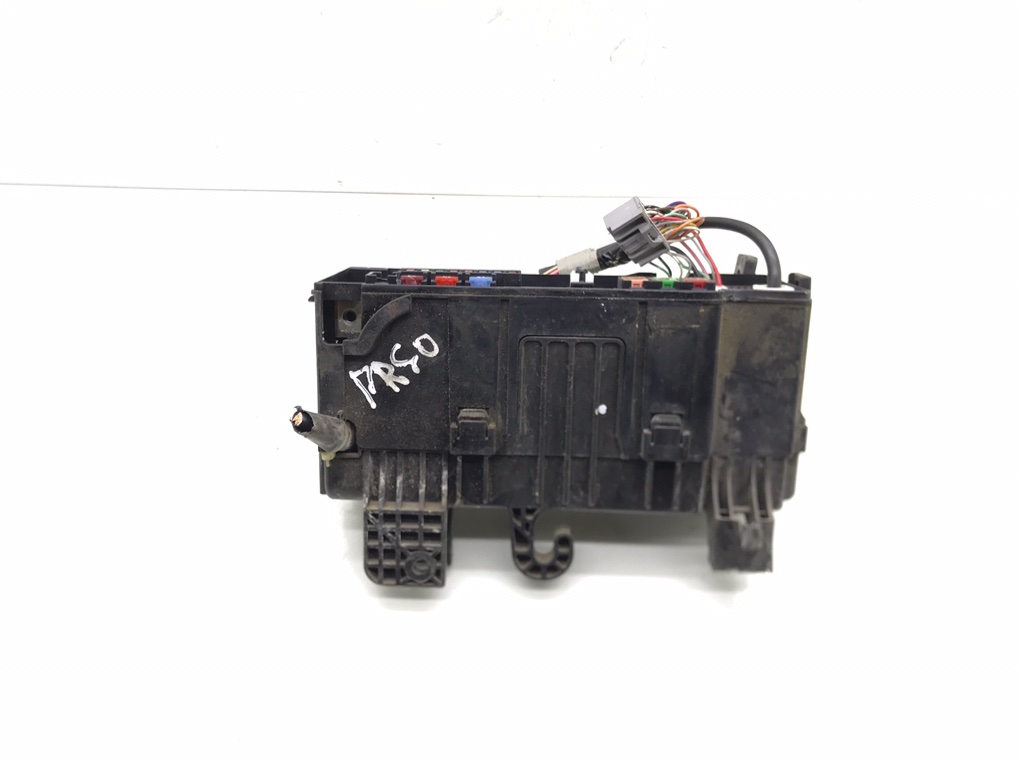 Блок предохранителей бу для Ford Fiesta 5 1.4 i, 2005 г. Блок предохранителей бу для Ford Fiesta 5 1.4 i, 2005 г.