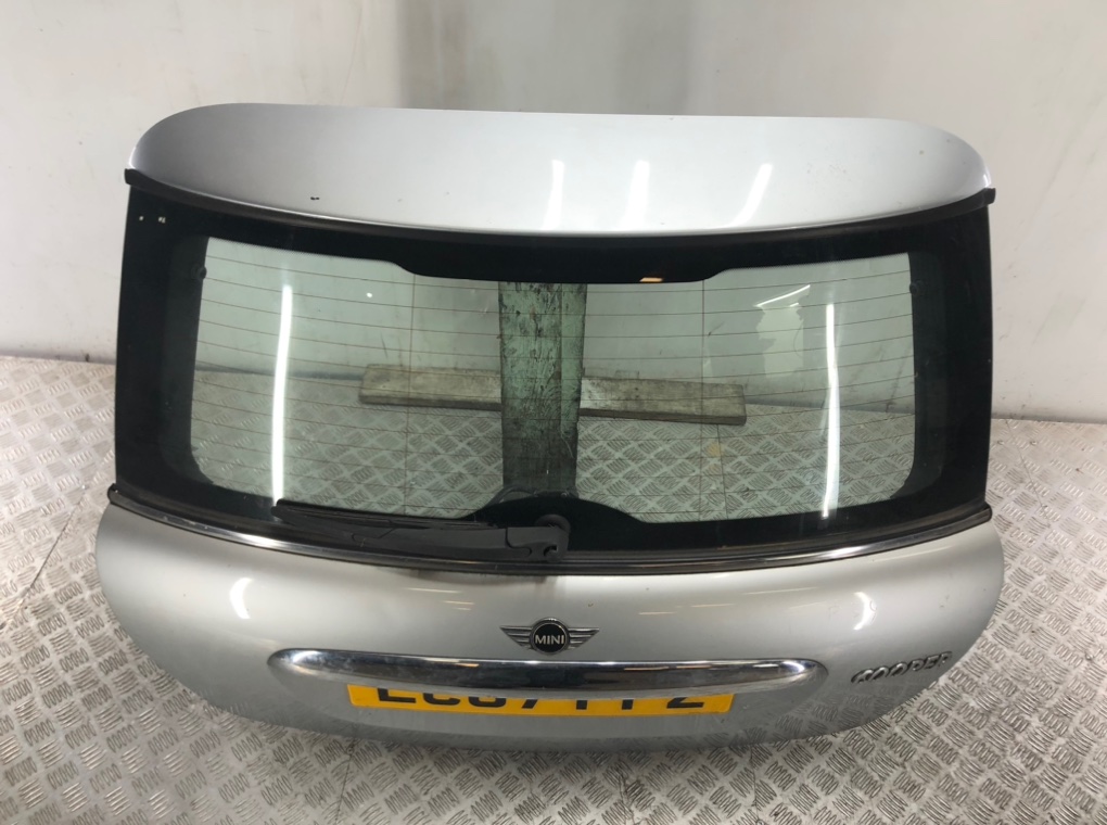 Крышка багажника бу для Mini Cooper R56 1.6 i,  2007 г.
