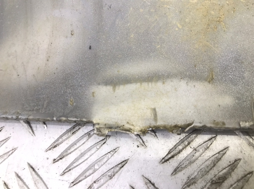 Бампер задний бу для Peugeot 207  1.6 HDi,  2007 г.