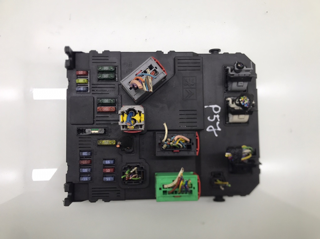 Блок комфорта бу для Citroen C3  1.4 HDi,  2005 г.