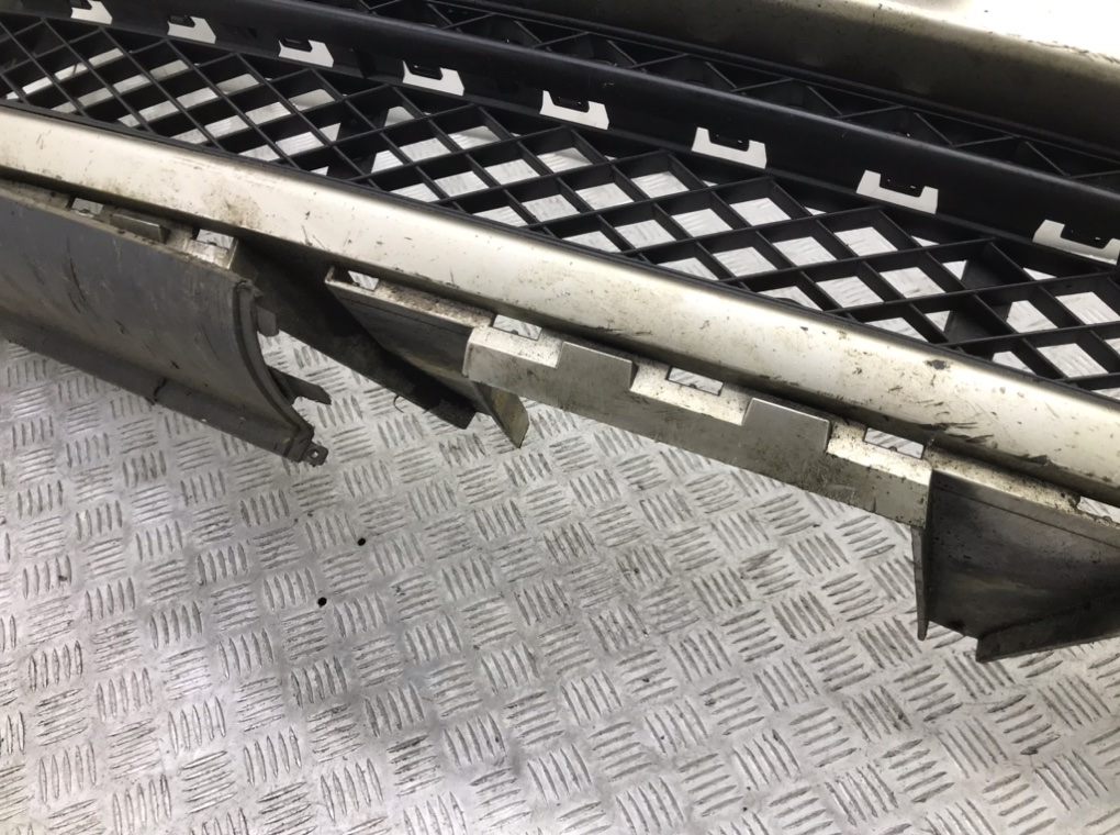 Бампер передний бу для Ford Galaxy  1.9 TDi,  2004 г.