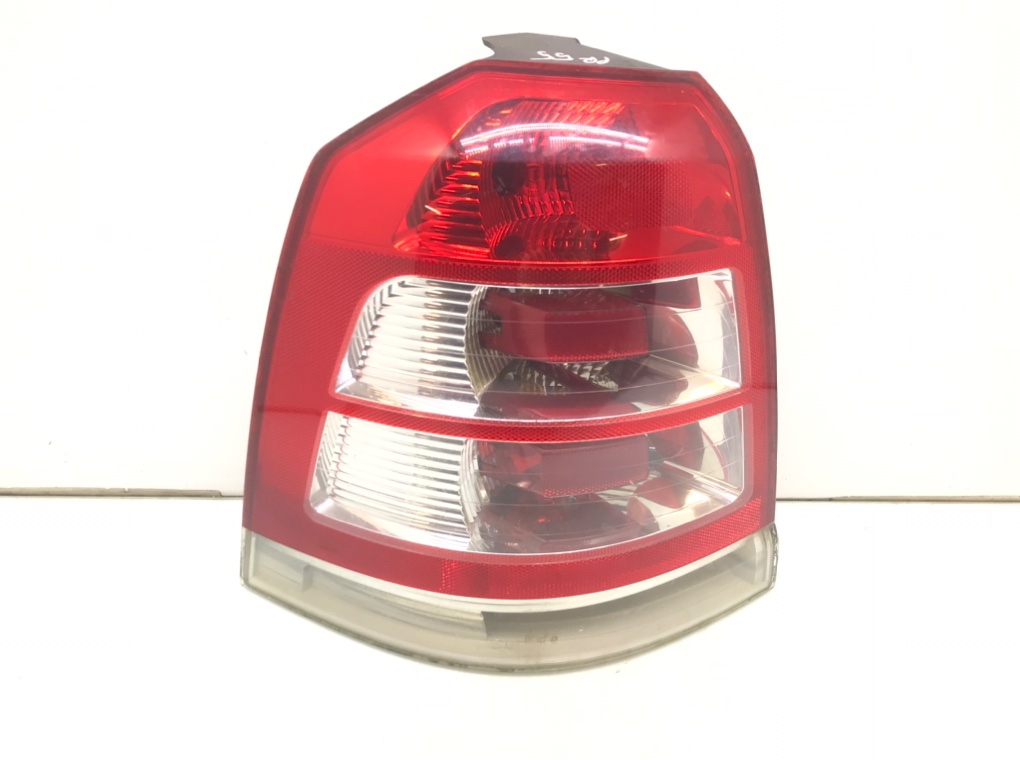 Фонарь задний левый бу для Opel Zafira B 1.6 i, 2012 г.