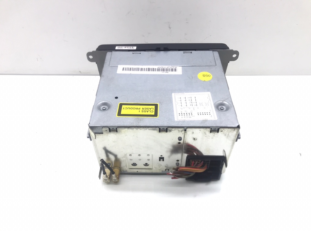 Магнитола бу для Volkswagen Golf 5 1.6 FSI,  2004 г.