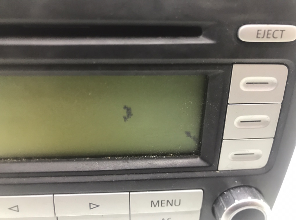 Магнитола бу для Volkswagen Golf 5 1.6 FSI,  2004 г.