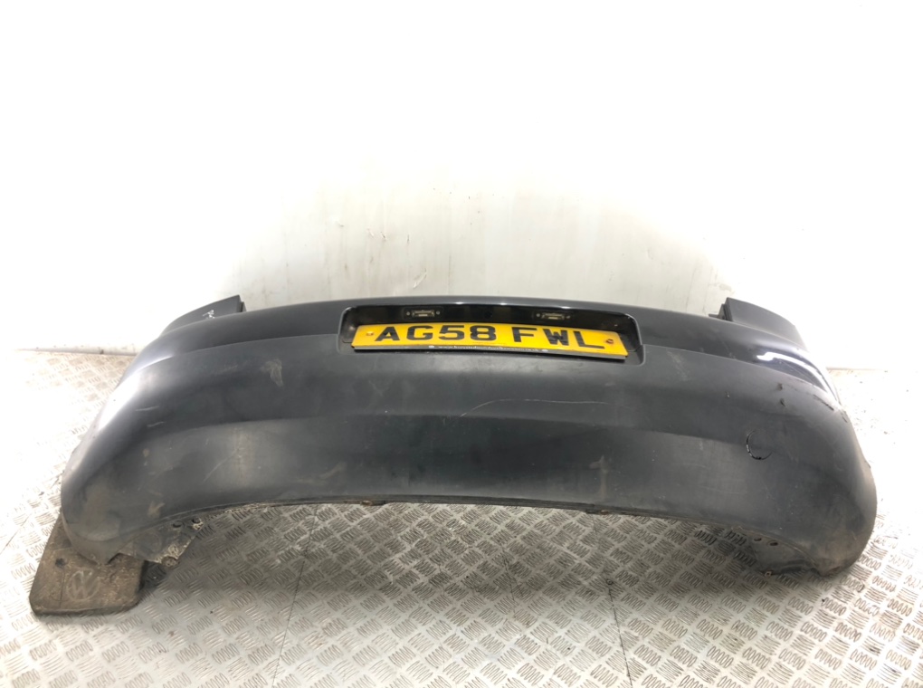 Бампер задний бу для Volkswagen Golf 5 1.9 TDi,  2008 г.