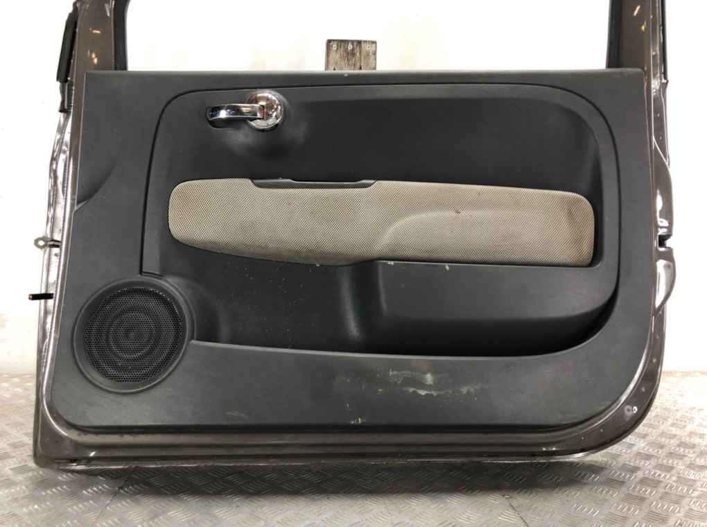 Дверь передняя правая бу для Fiat 500  1.4 i,  2008 г.