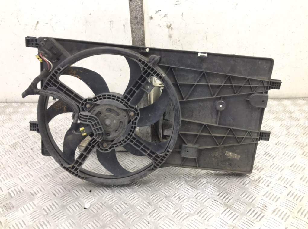 Вентилятор радиатора бу для Peugeot Bipper 1.3 HDi, 2012 г.