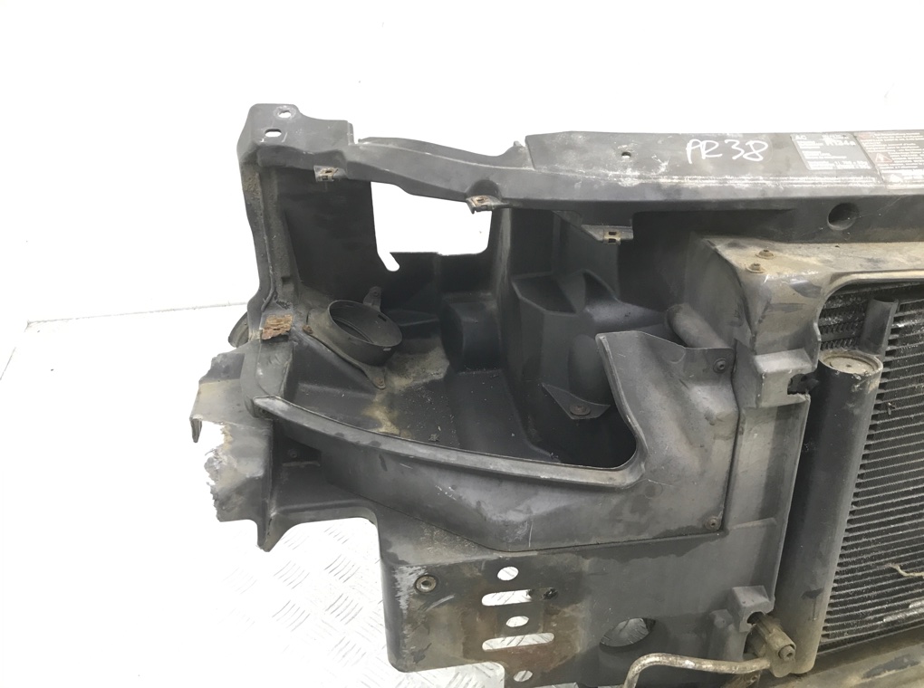 Панель передняя (телевизор) бу для Ford Galaxy 1.9 TDi, 2004 г. Панель передняя (телевизор) бу для Ford Galaxy 1.9 TDi, 2004 г.