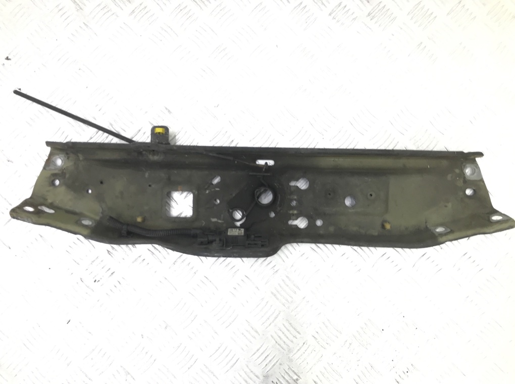 Планка под капот бу для Opel Zafira B 1.6 i,  2009 г.