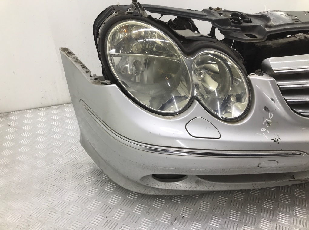 Передняя часть (ноускат) в сборе бу для Mercedes CLK W209 2.7 CDi,  2003 г.