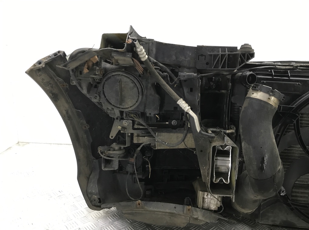 Передняя часть (ноускат) в сборе бу для BMW 1 F20/F21 2.0 TD,  2012 г.