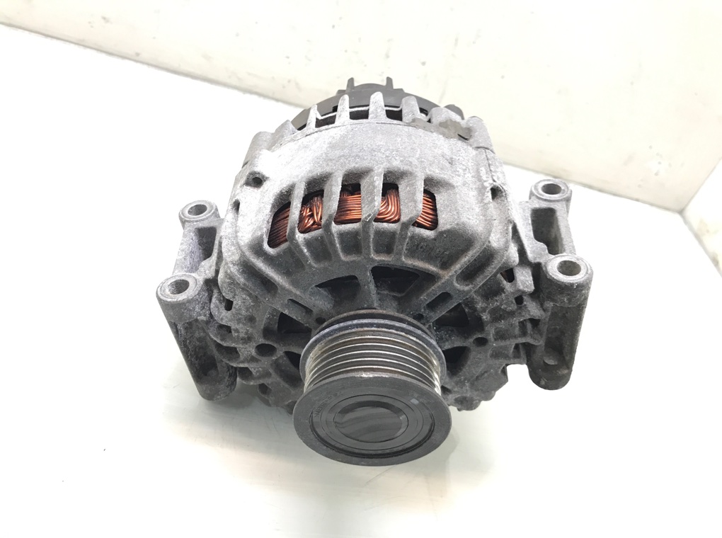 Генератор бу для Audi A6 C6 2.0 TFSI, 2009 г.