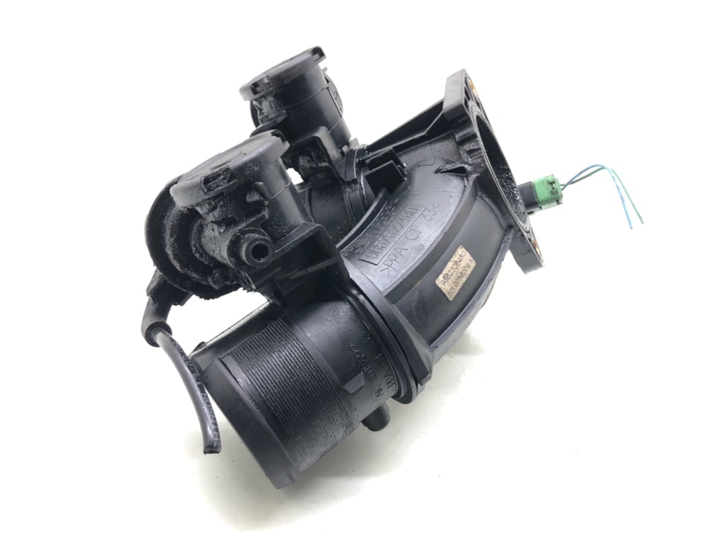 Заслонка дроссельная бу для Peugeot 407  2.0 HDi,  2006 г.