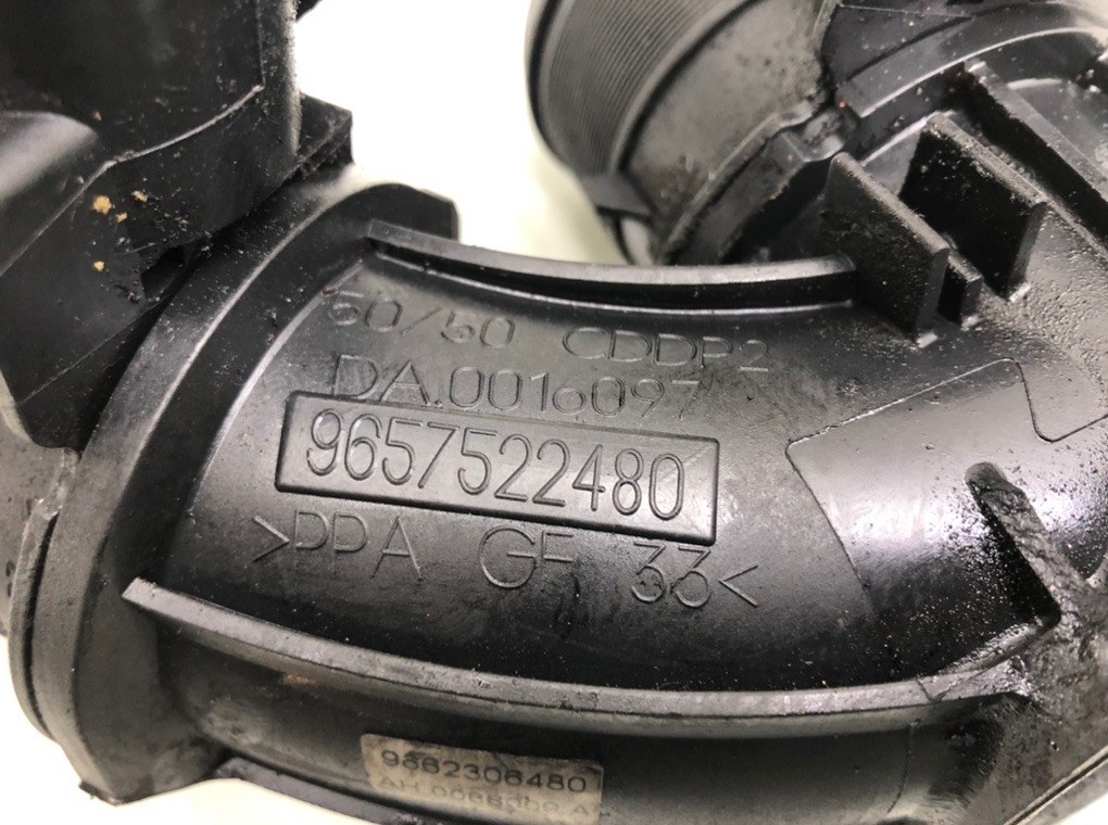 Заслонка дроссельная бу для Peugeot 407  2.0 HDi,  2006 г.